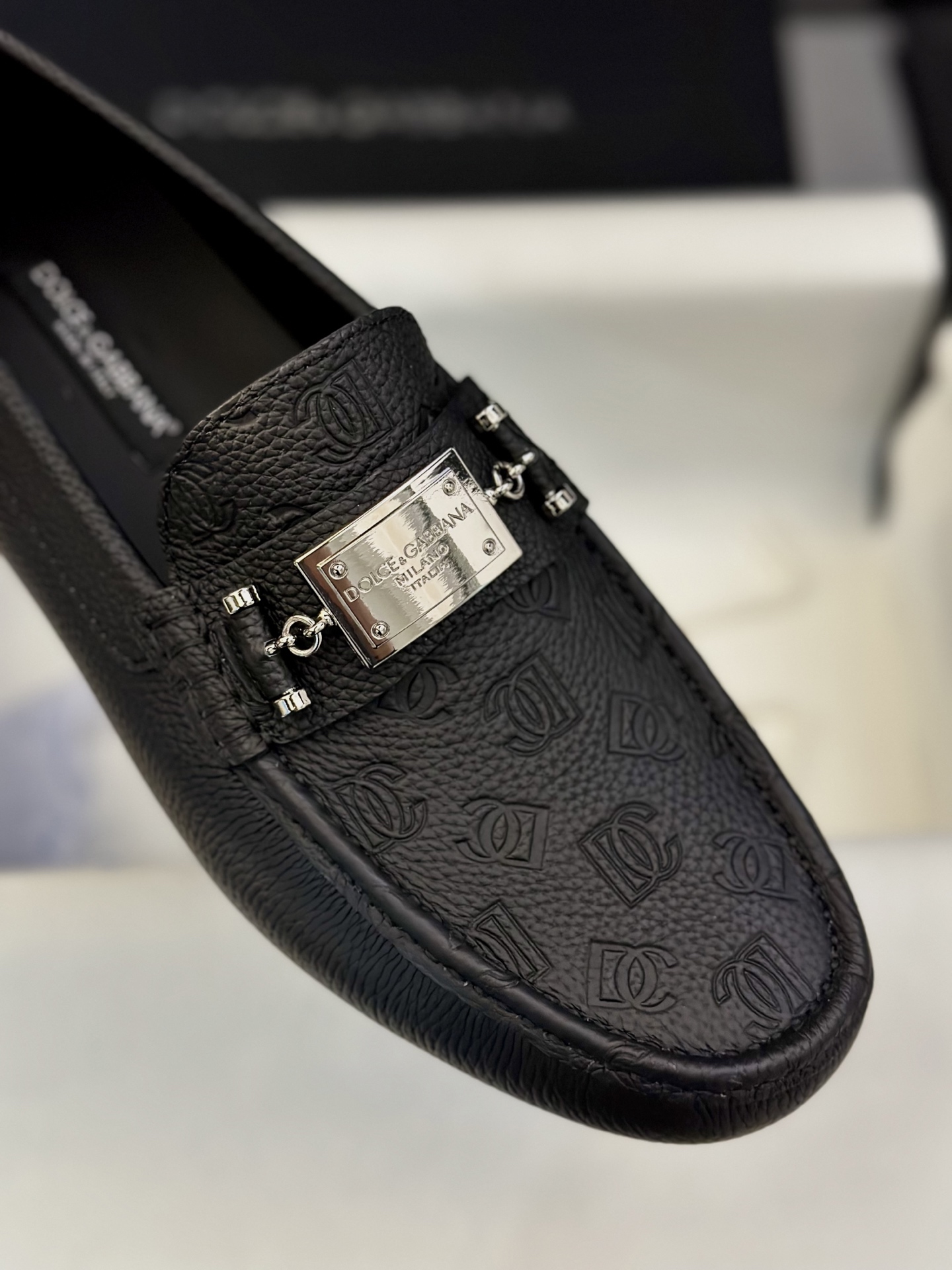 olce & Gabbana shoe
